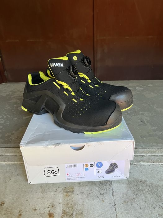 Vand pantofi protectie Uvex marimea 43 cu sistem BOA