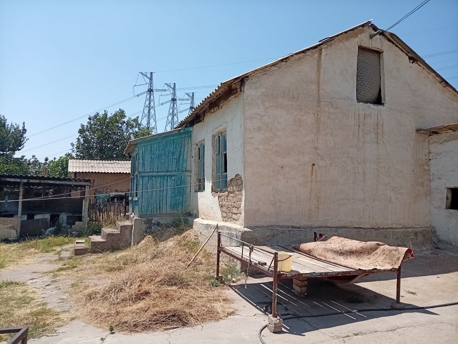 Уй сотилади увак махалласида