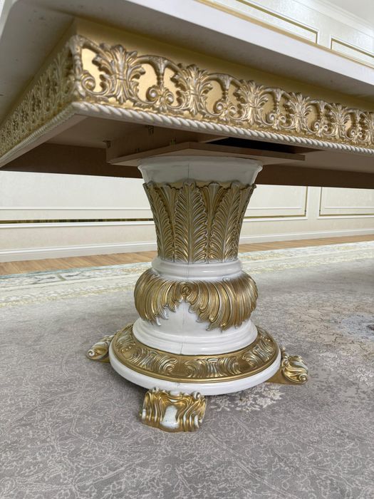 Стол сатылады почти новый