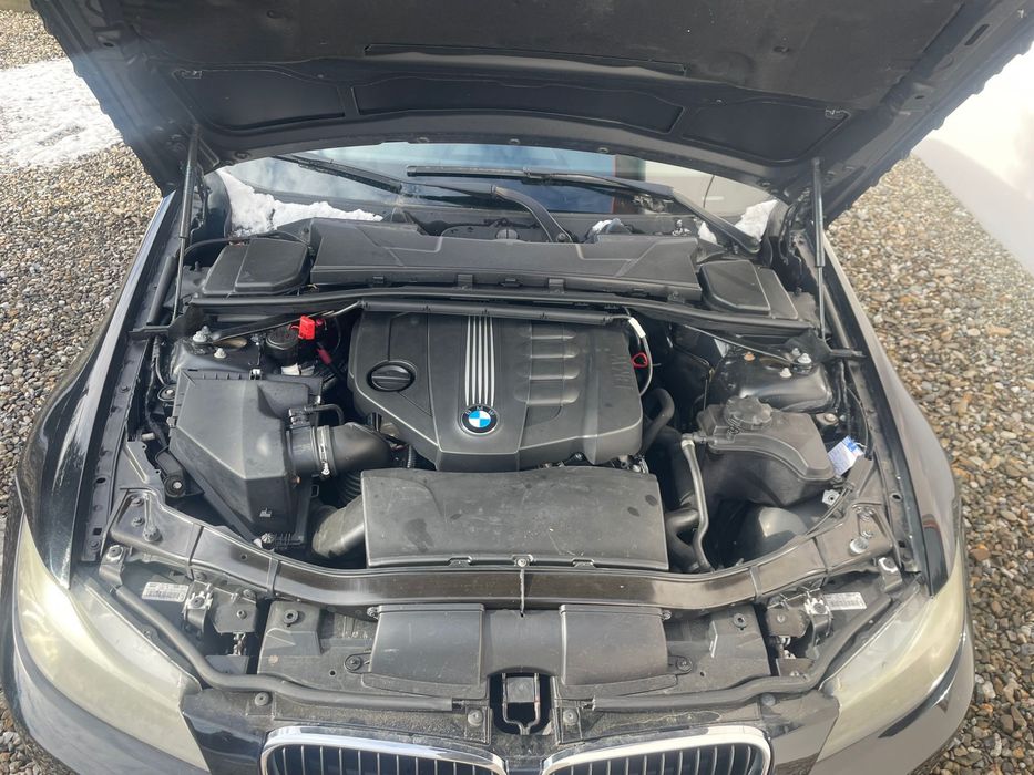 BMW E91 Facelift 320 generatie nou motor 08 2012