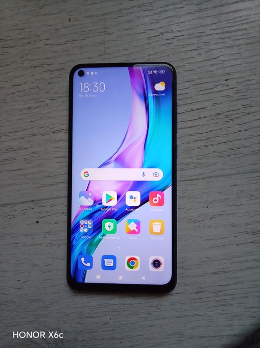 Продаю redmi note 9
