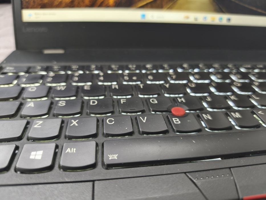 Laptop gaming Lenovo i5 Ram 16Gb video 4Gb Windows 11 GTA CSGO FORTNIT