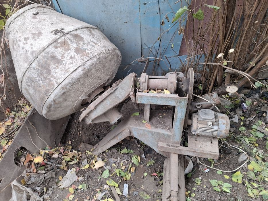 Продам бетономешалку