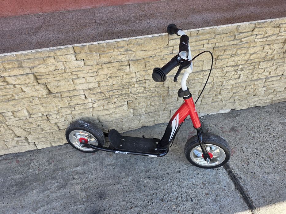 Biciclete el fara pedale si trotinete