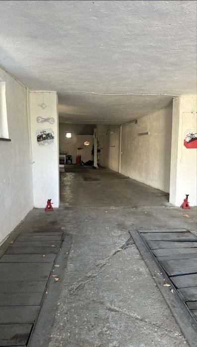 Inchiriez service  auto utilat 1000€