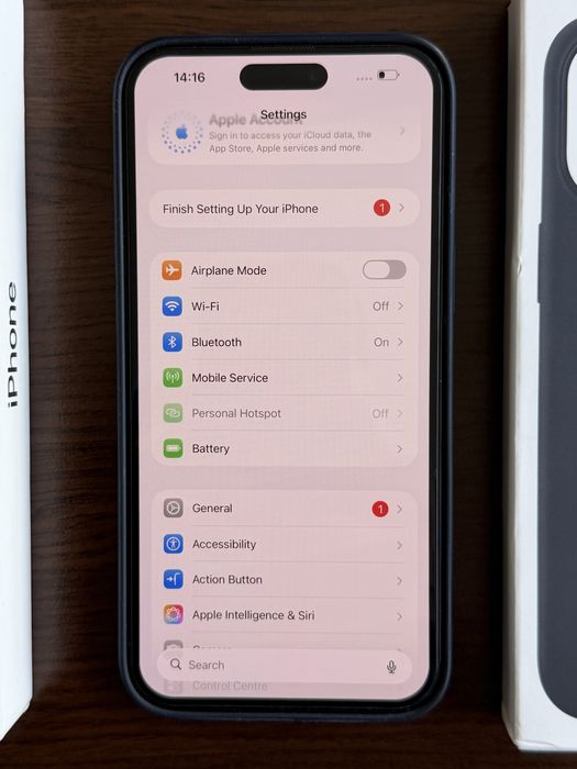 iPhone 16 Plus 128 Black 100% Батерия с оригинален Apple Magsafe Silicone Case