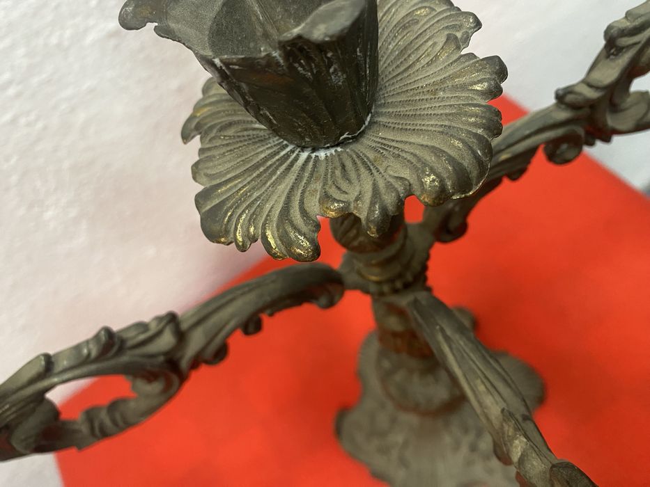 Голям месингов свещник барок