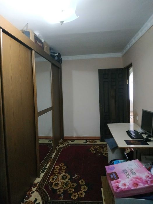Продаётся 3-х комнатная квартира в Чирчике