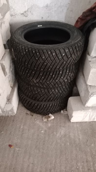 Шиповных шины новый