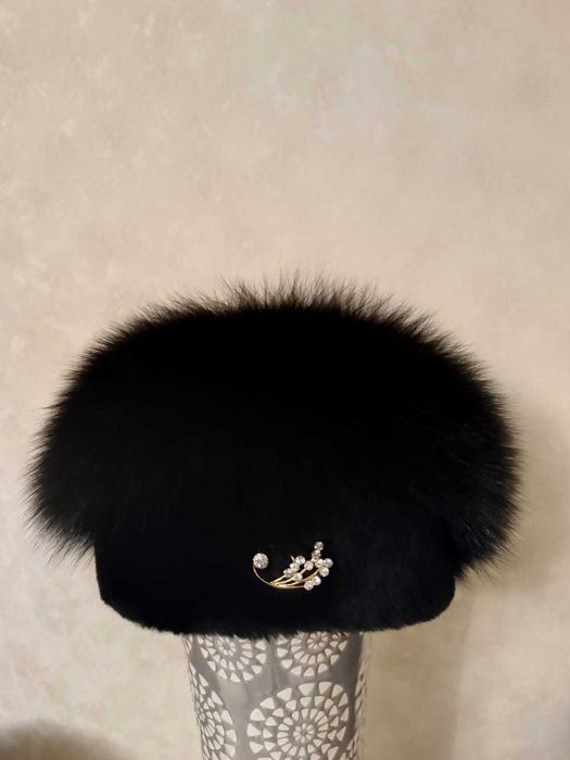 Продам шапку мутон+песец