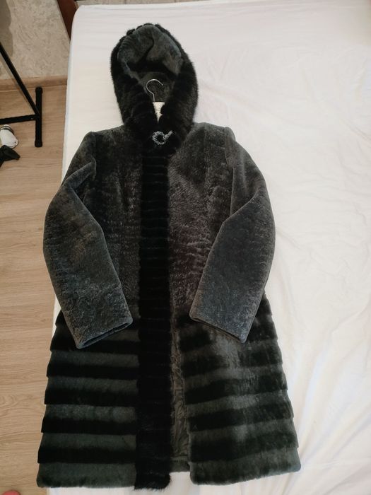 Продаю шубу новую