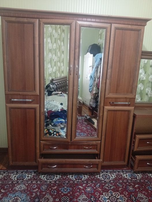 Спалний гарнитур