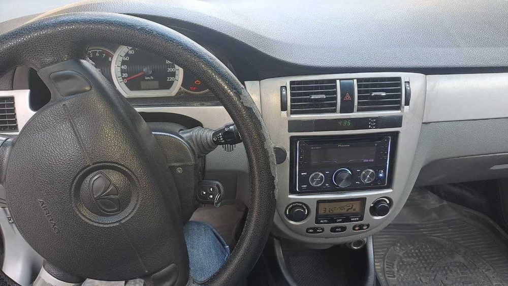 Lacetti optra sotiladi