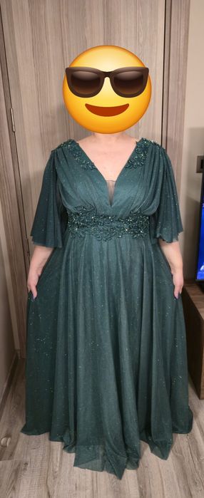 Официална рокля подходяща за бал, сватба или друг официален повод