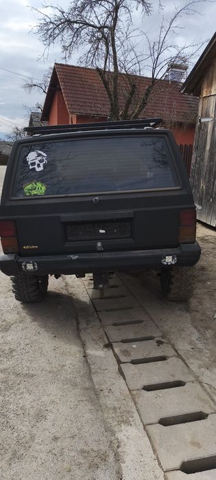 Grand cherokee vand sau schimb