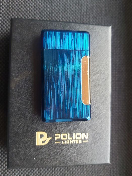 Луксозна газова запалка POLION в подаръчна кутия,три цвята