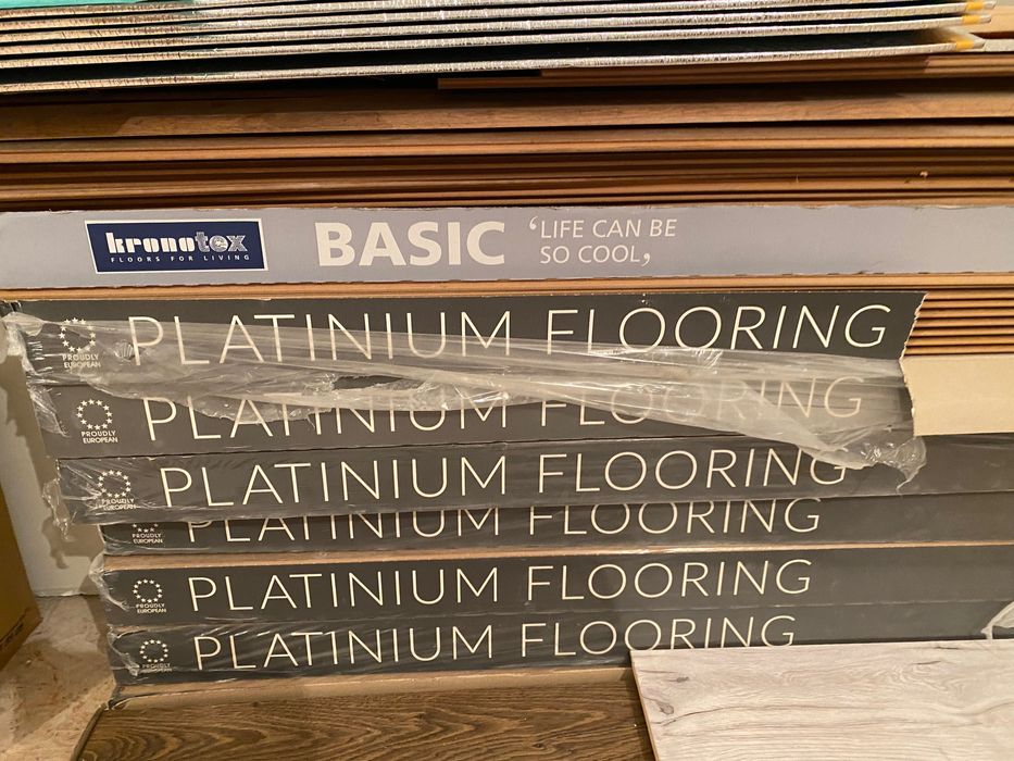 Vând parchet laminat