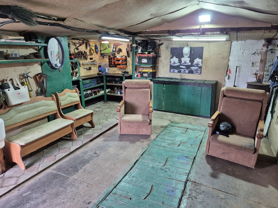 Продам железный гараж