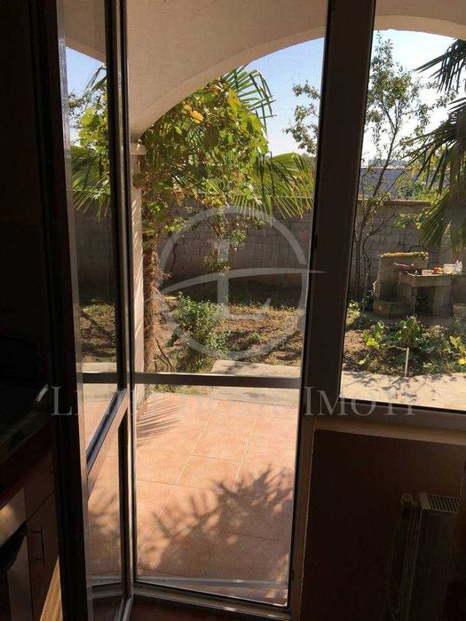 Реф. 3995 Къща с двор Кършияка / Рогошко Шосе