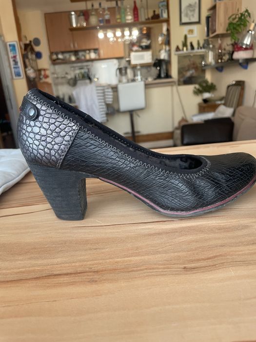 Дамски обувки, естествена кожа