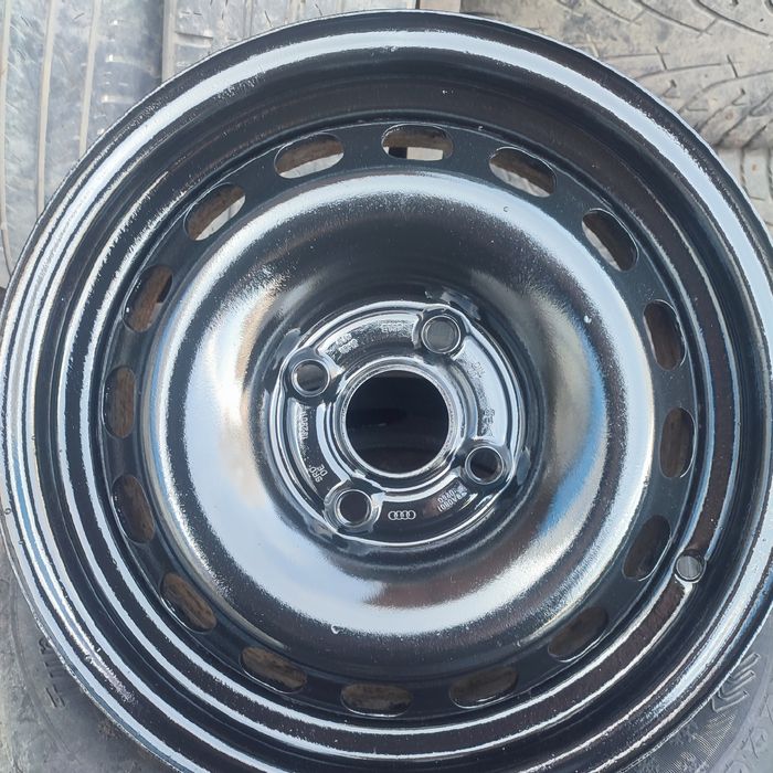 Продам комплект дисков на 15