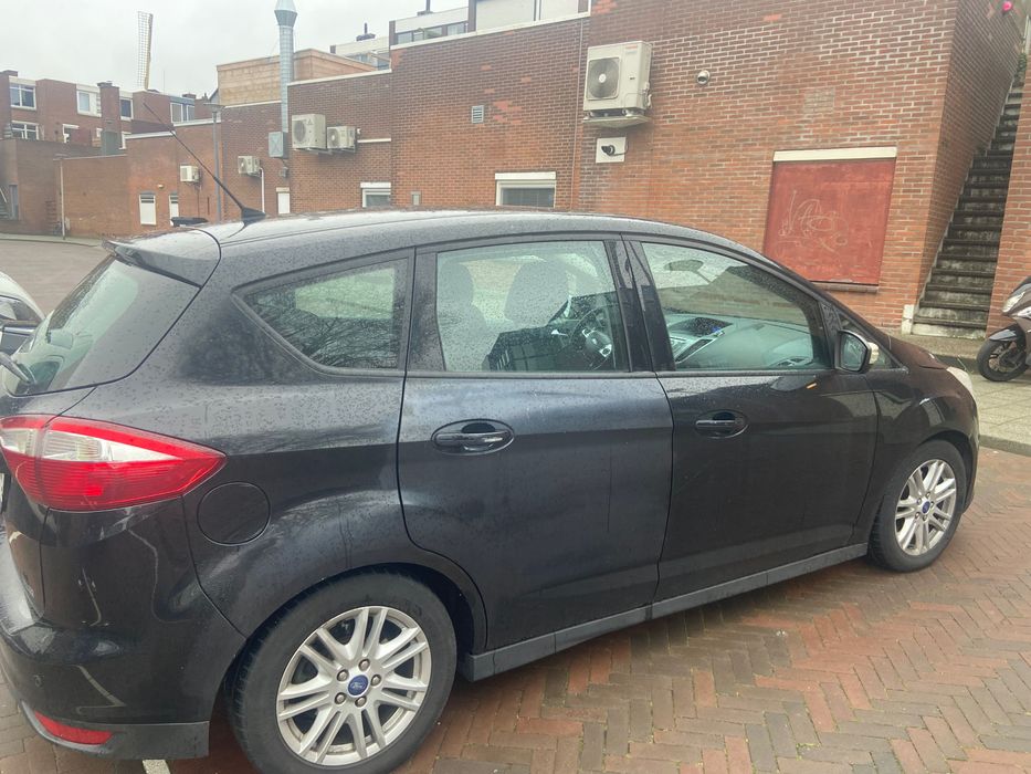 Vând Ford C-Max 2.0 diesel
