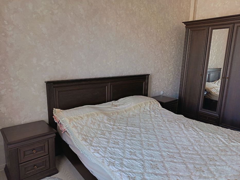 Продаётся 3-комнатная квартира в Юнусабаде (Малика базар, Уста Ширин)