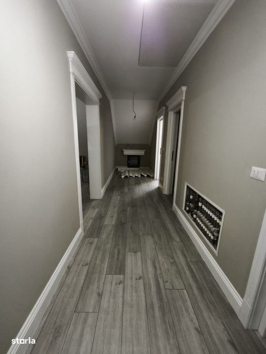 Casa cu 8 camere, 750 mp teren , Radauti