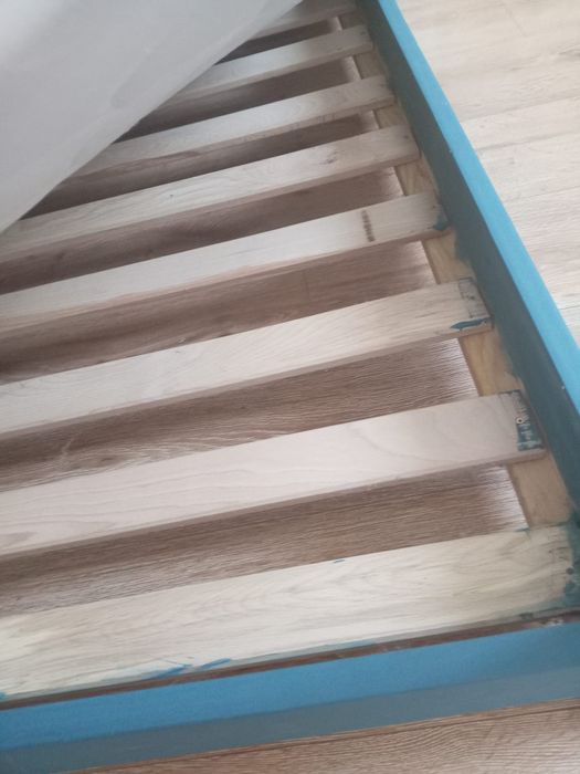 Vând pat pentru copii.