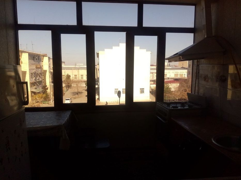 Сдаётся 1 ком на 4этаже, 5мик бозорча