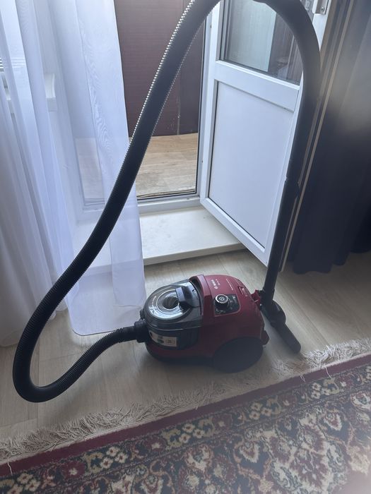 Продам пылесос Bosch