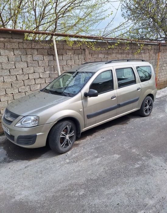 Продаю свое Авто Лада Ларгус