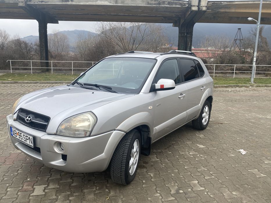 Hyundai Tucson 4x4 motor 2L 140cp diesel