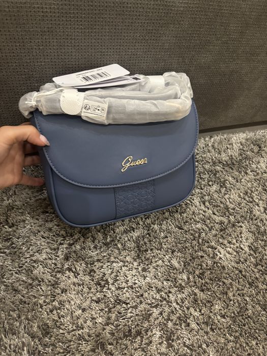 Чанта Guess
