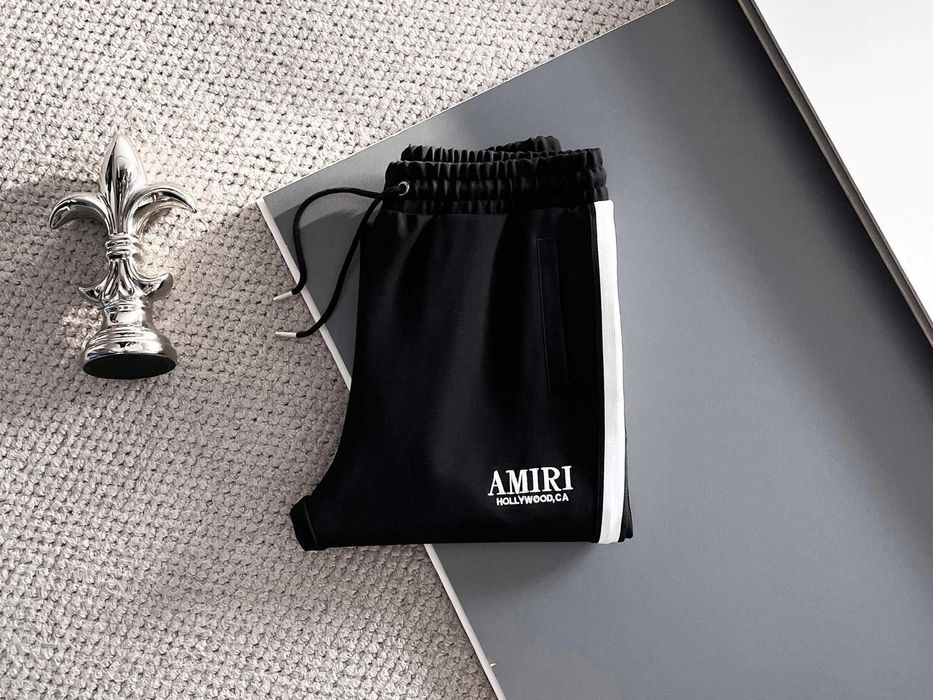 Aduc pe comanda Compleu AMIRI orice model