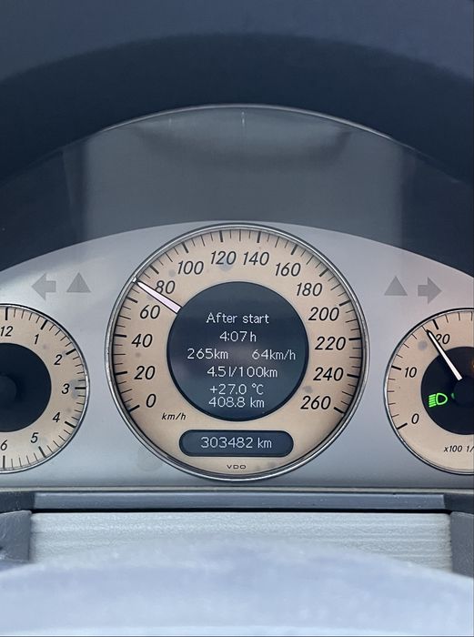 Mercedes E Class w211