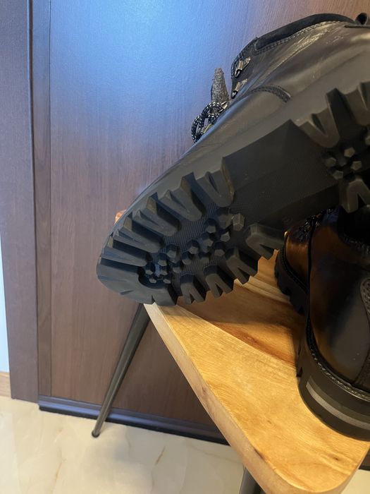 Зимни дебели кожени боти