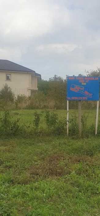 Vând teren intravilan la Seciu