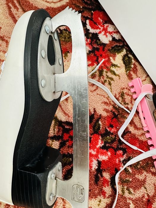 Коньки для девочки 33 размер