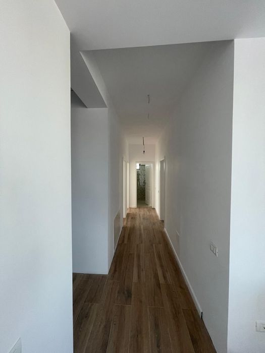 Casa individuala 500mp teren  Balotesti , Therme , Mall ..