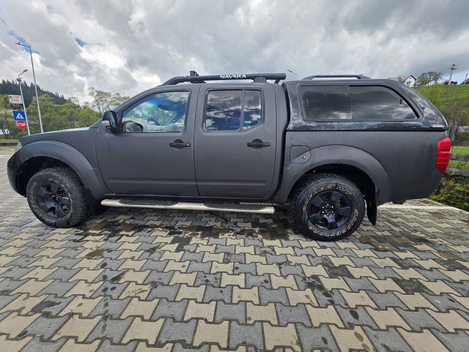 Vând Nissan Navara 2012