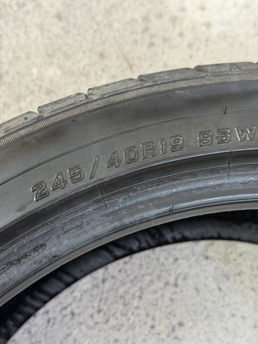 245/40/19 Dunlop одиночка