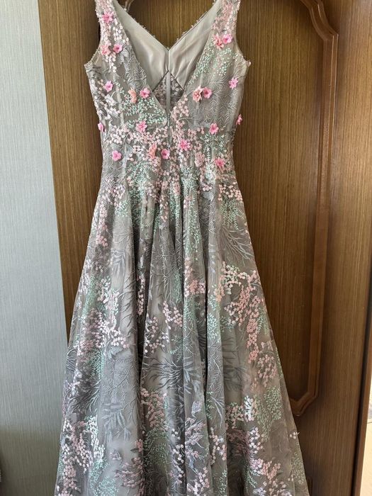 Продам платье для выпускного