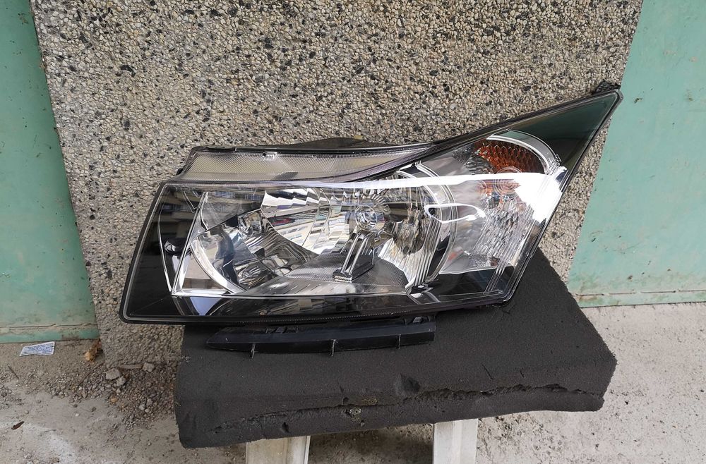 Оригинален фар Шевролет Круз  Chevrolet Cruze