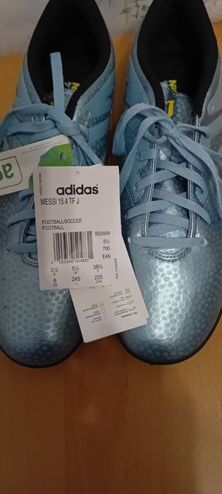 Нови стоножки Adidas Messi
