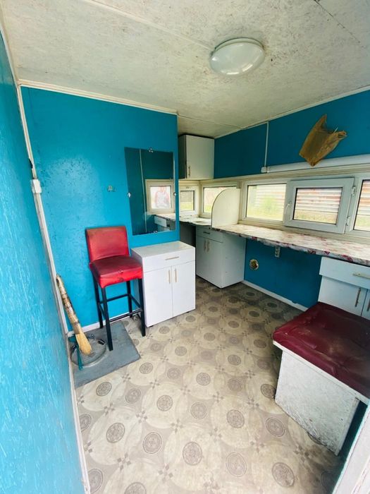 Бутка для вас.   .