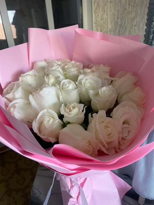 Цветь Роза букет