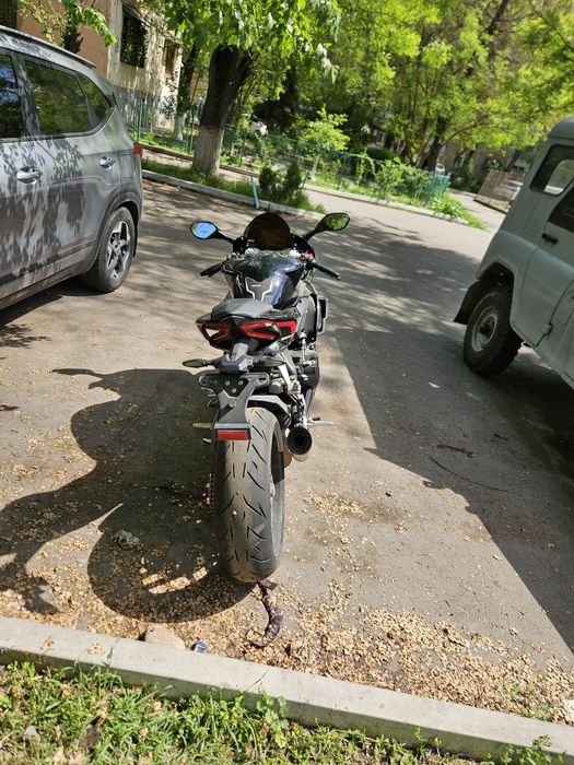 Modiwei 800RR sotiladi