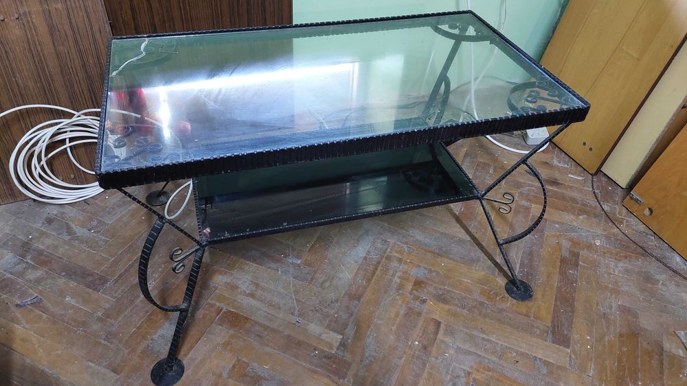 Холна Маса и полилей ковано желязо