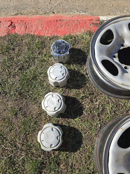 Железни джанти 15-ки, 5x139.7мм за Фероза, Витара, Джимни, Лада Нива..